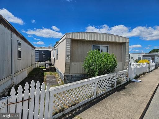 105 135TH ST, OCEAN CITY, MD, 21842