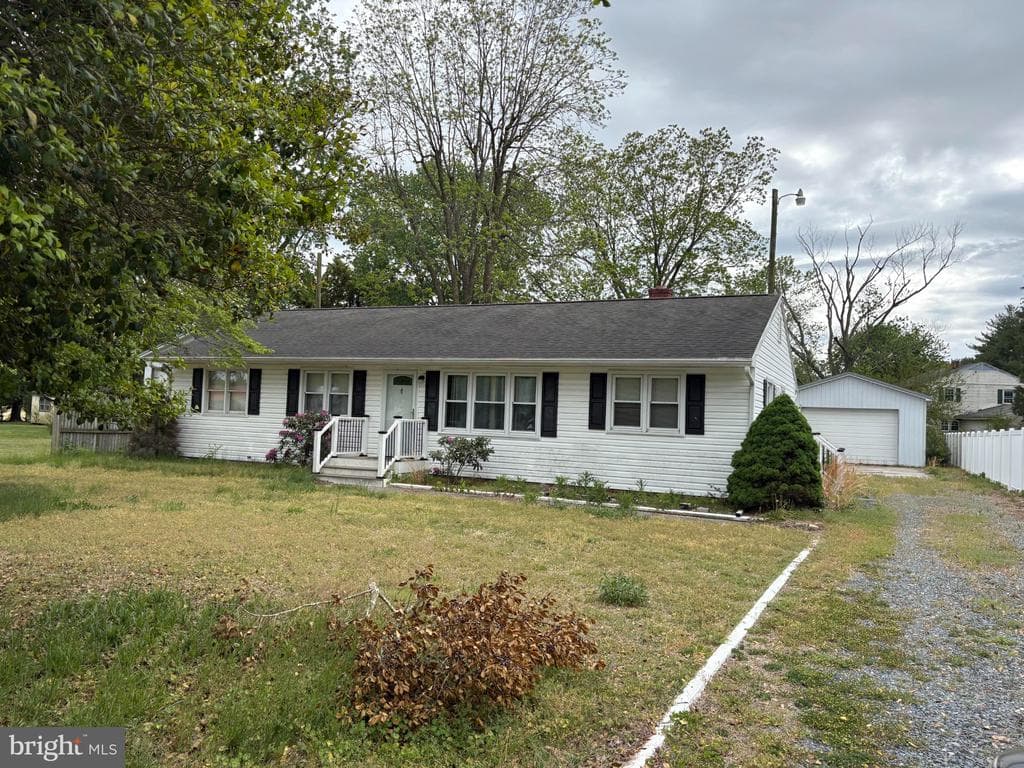 318 Dykes Rd, Salisbury, MD 21804-9127, United States - 349000