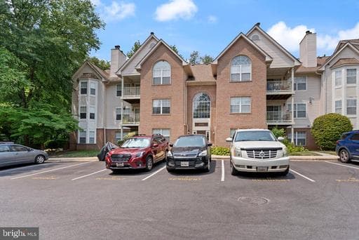9720 Lake Pointe Ct, Upper Marlboro, MD 20774-4712, United States