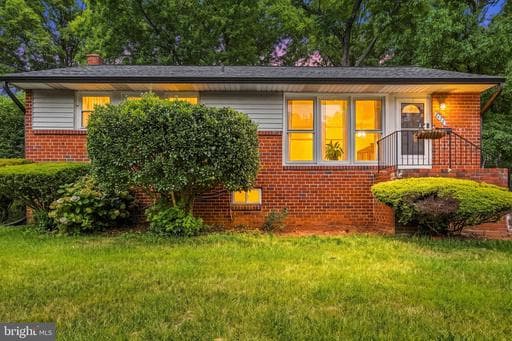 8408 CARROLLTON PKWY, HYATTSVILLE, MD, 20784