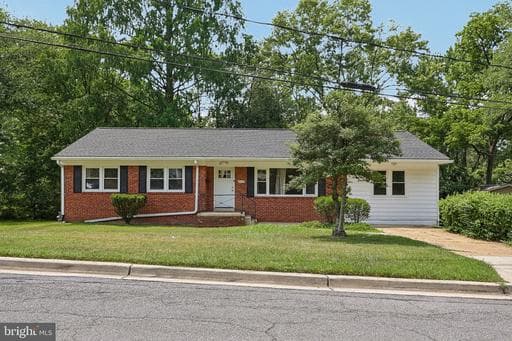 9203 Wellington Ct, Lanham, MD 20706-2720, United States