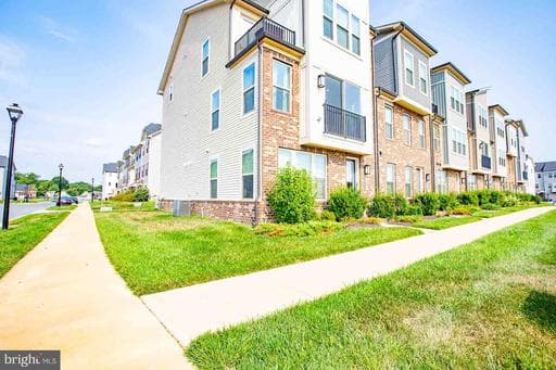 167 Lyons Creek Dr, Laurel, MD 20708-3407, United States