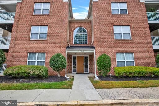 3708 Excalibur Ct, Bowie, MD 20716-7321, United States