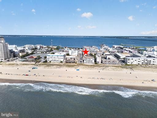 16 51st St, Ocean City, MD 21842-3104, United States