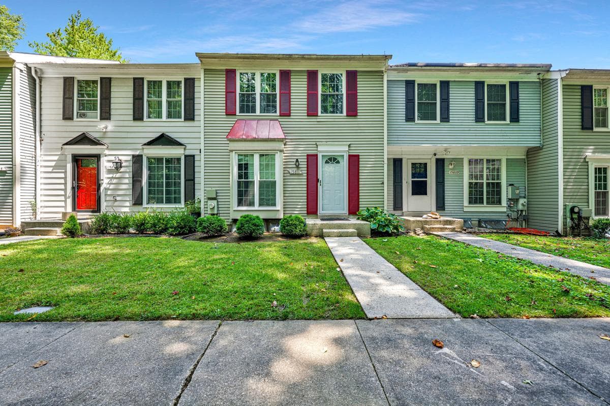 15811 Piller Ln, Bowie, MD 20716-1445, United States