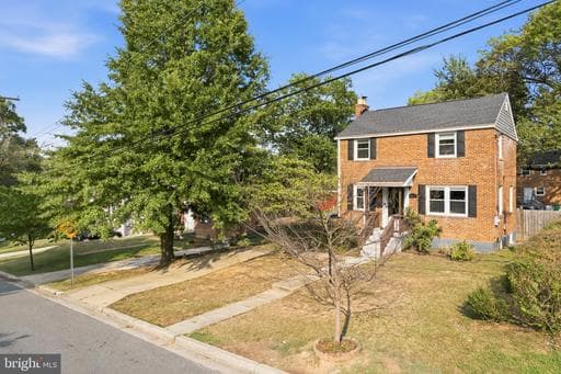 4811 70th Pl, Hyattsville, MD 20784-1650, United States