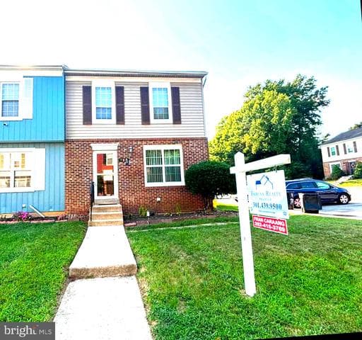 723 Saint Michaels DR BOWIE MD 20721