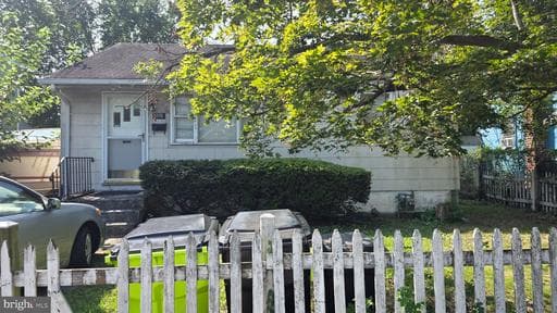 3705 Windom Rd, Brentwood, MD 20722-1048, United States