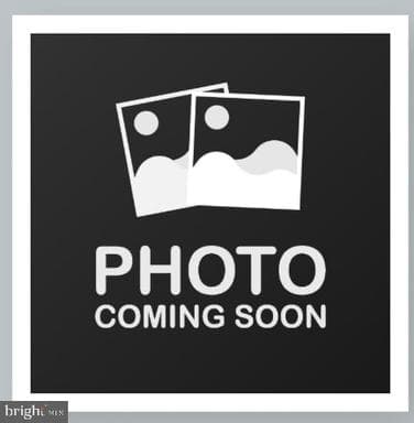 8101 Burkart Ct, Greenbelt, MD 20770-2105, United States