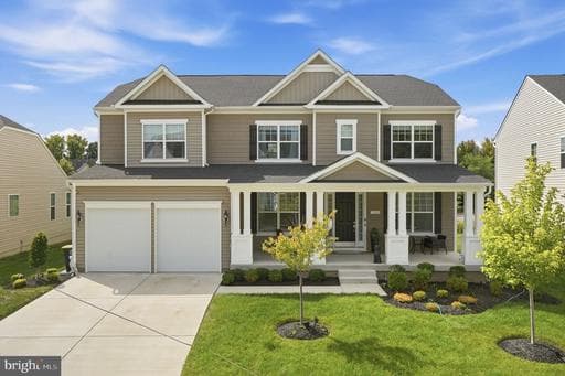 7104 Corner Creek Way, Glenn Dale, MD 20769-9477, United States