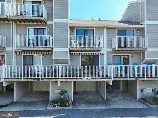 109 123rd St, Ocean City, MD 21842-6305, United States