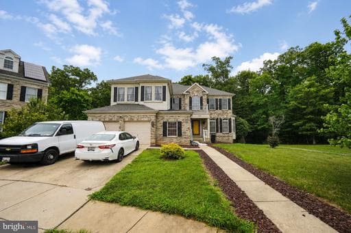 10225 Everly Ter, Lanham, MD 20706-2482, United States