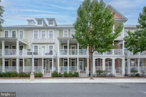 22 Beach Side Dr, Ocean City, MD 21842-5284, United States
