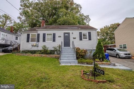 6009 State St, Cheverly, MD 20785-3849, United States