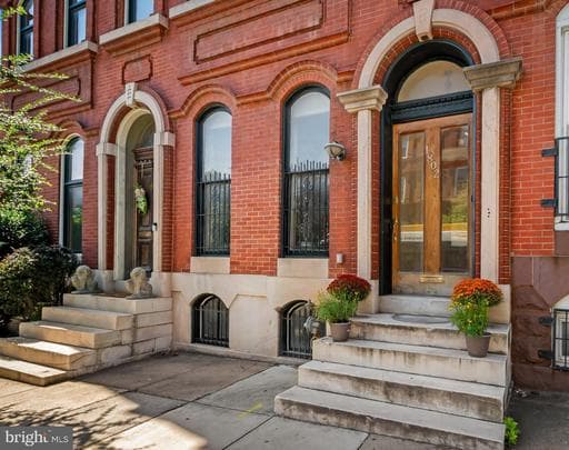 1802 Saint Paul St, Baltimore, MD 21202-2825, United States