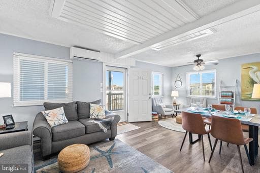 511 Robin Dr, Ocean City, MD 21842-5965, United States