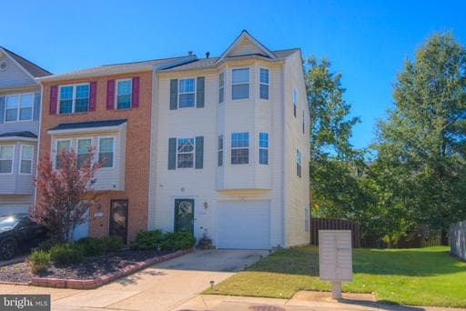 7711 Fishing Creek Way, Clinton, MD 20735-1499, United States