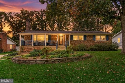 6932 Greenwood Dr, Glenn Dale, MD 20769-9309, United States