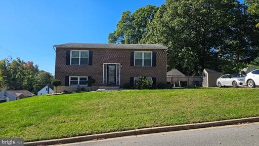 1701 Quarter Ave, Capitol Heights, MD 20743-5320, United States