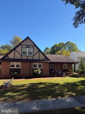 15709 Wayne Ave, Laurel, MD 20707-3223, United States
