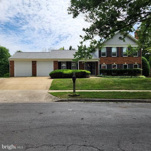 12307 Sir Lancelot Dr, Glenn Dale, MD 20769-8930, United States