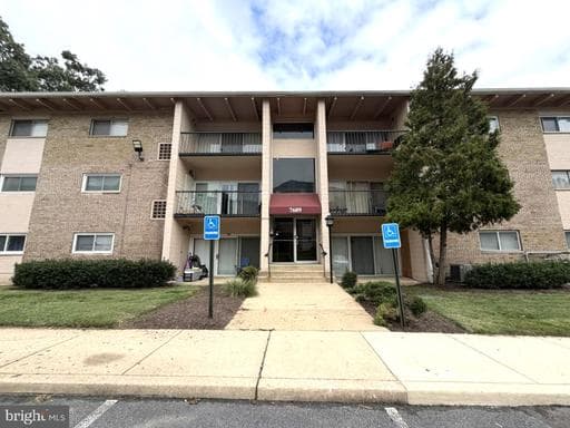 7609 Fontainebleau Dr, Hyattsville, MD 20784-3822, United States