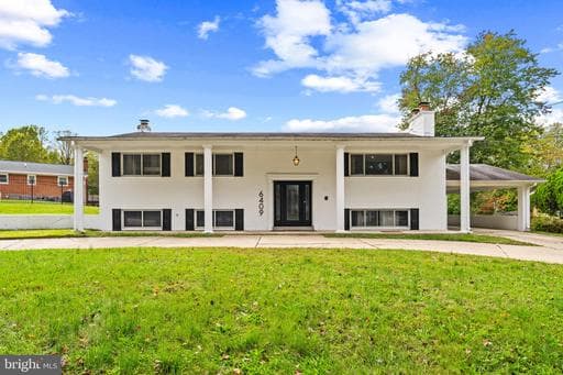 6409 Carrick Pl, Temple Hills, MD 20748-4932, United States