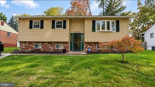 1311 Woodlark Dr, District Heights, MD 20747-1931, United States